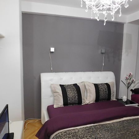 Velvet Lux Apartment Ni Eksteriør bilde