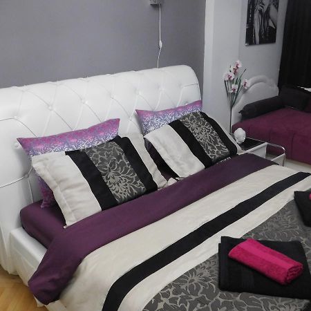 Velvet Lux Apartment Ni Eksteriør bilde
