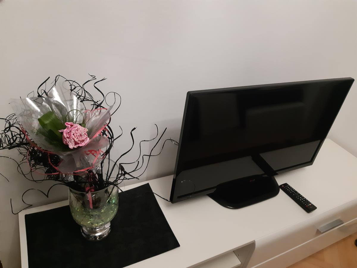 Velvet Lux Apartment Ni Eksteriør bilde