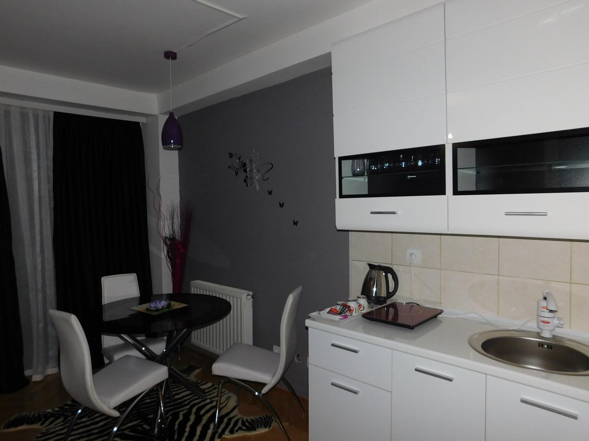 Velvet Lux Apartment Ni Eksteriør bilde
