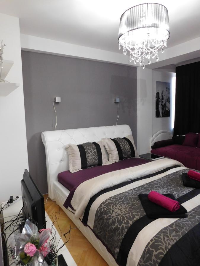 Velvet Lux Apartment Ni Eksteriør bilde