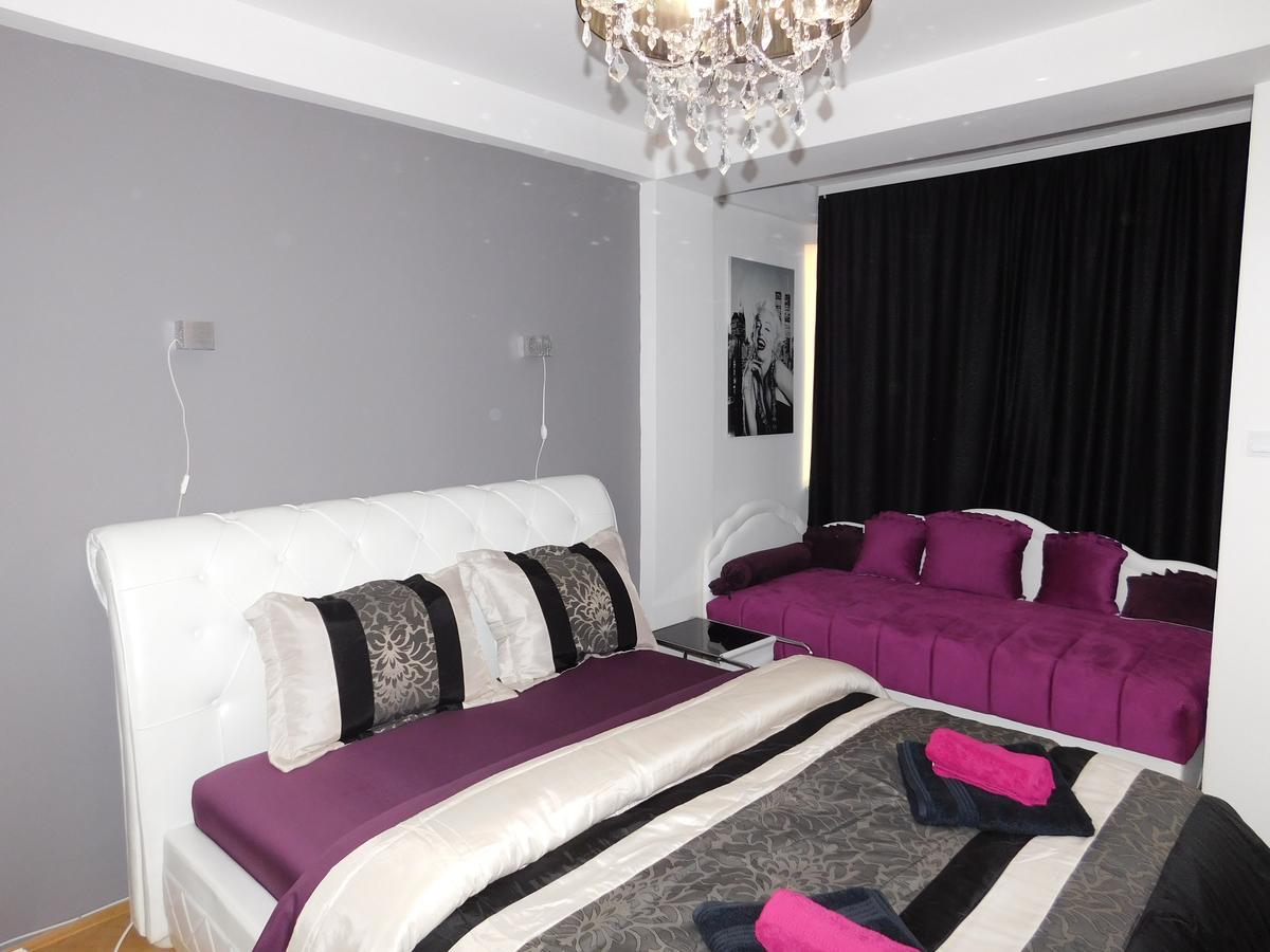 Velvet Lux Apartment Ni Eksteriør bilde