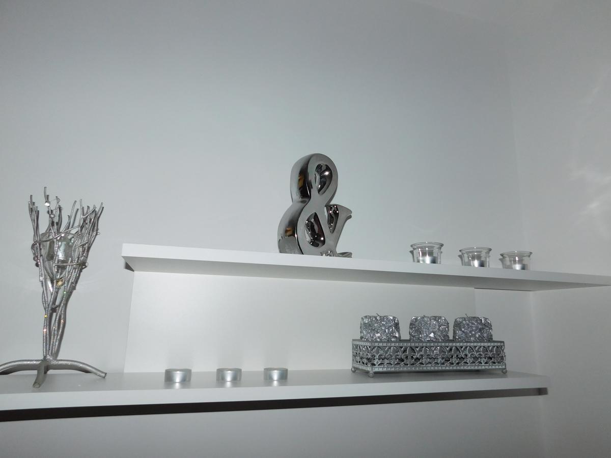 Velvet Lux Apartment Ni Eksteriør bilde