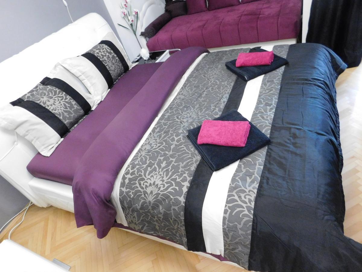 Velvet Lux Apartment Ni Eksteriør bilde