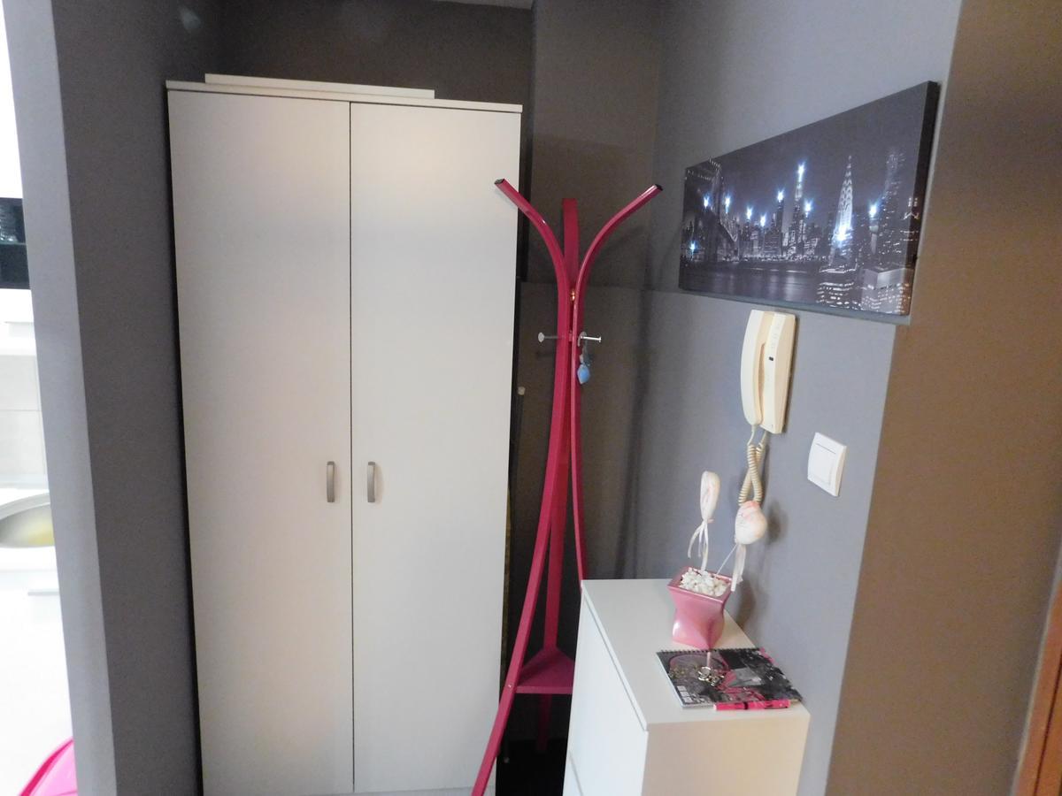 Velvet Lux Apartment Ni Eksteriør bilde