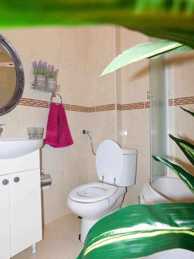 Velvet Lux Apartment Ni Eksteriør bilde
