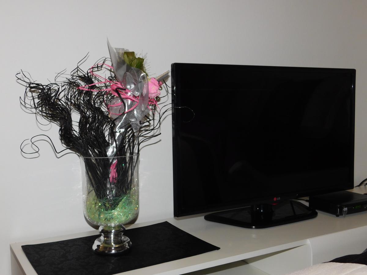 Velvet Lux Apartment Ni Eksteriør bilde
