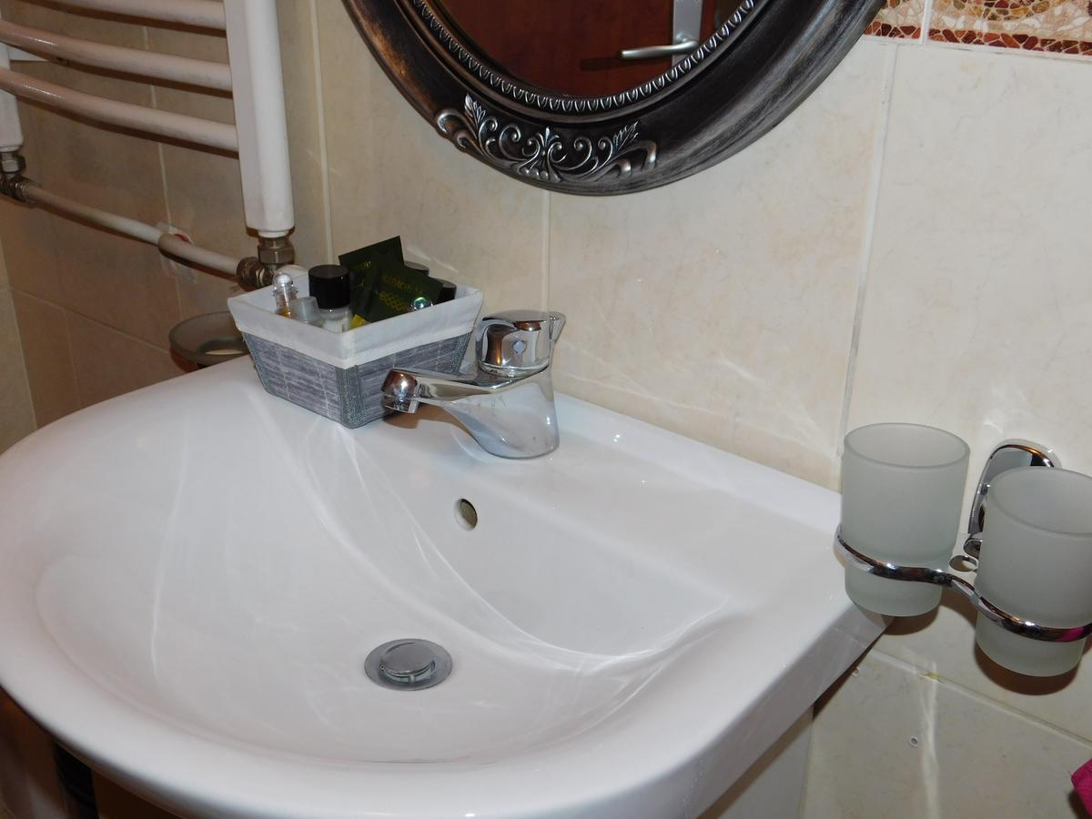 Velvet Lux Apartment Ni Eksteriør bilde