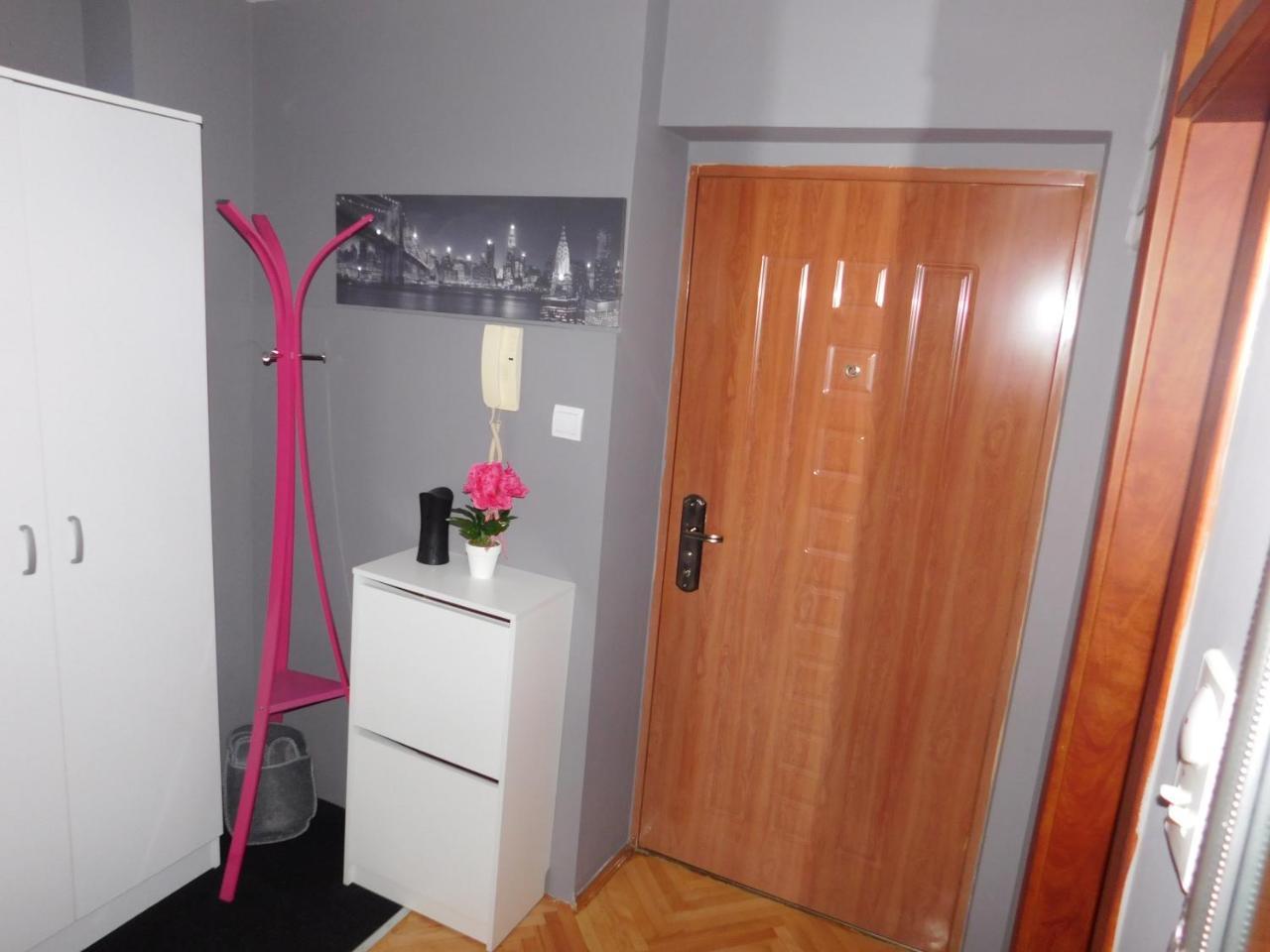 Velvet Lux Apartment Ni Eksteriør bilde